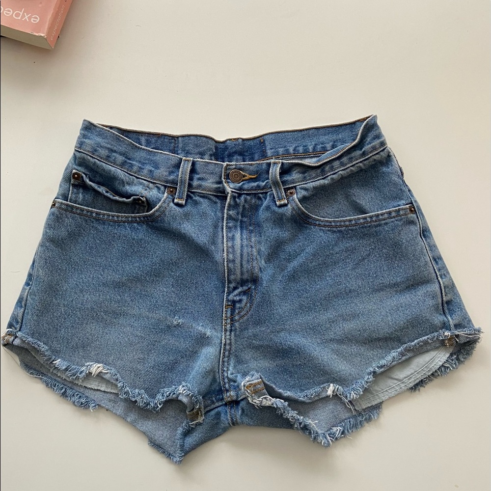 Distressed High-Ride Levi Shorts